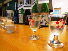日本酒をもっと知ろう、乾杯ツアー！