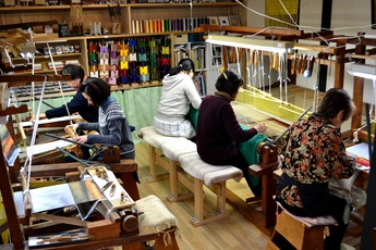 ディープ京都ツアー：嵐山、西陣、綴れ織り工房ツアー 